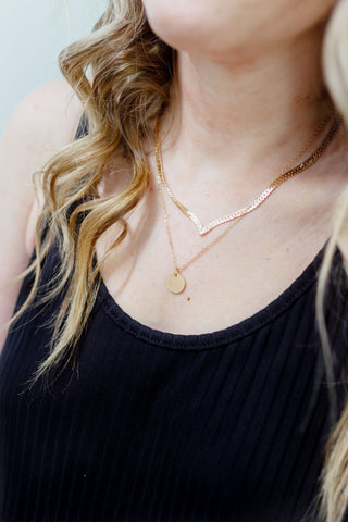 In Awe Necklace - Gold